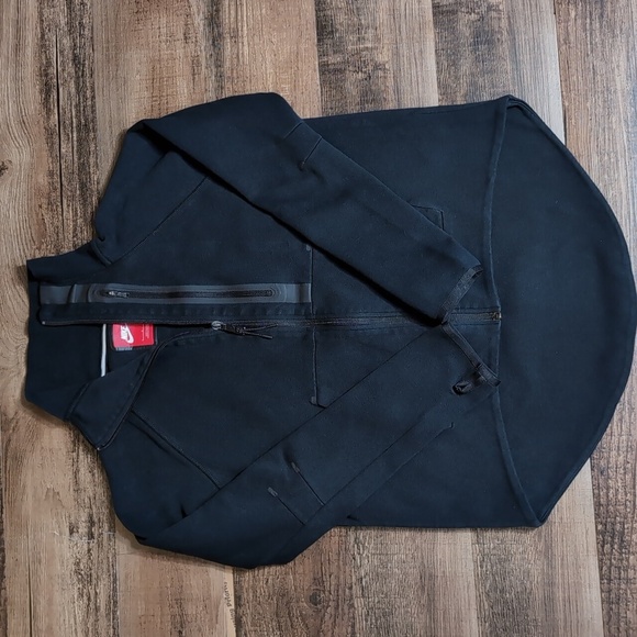 Nike Tech Fleece Moto Cape Size Large In Black - Picture 3 of 13
